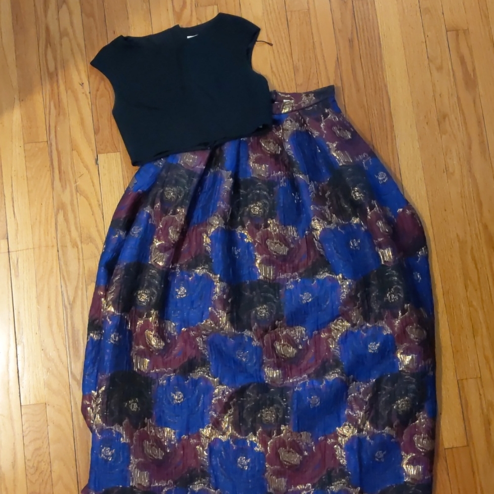 Prom Dress- Two-Piece - Picture 3 of 6